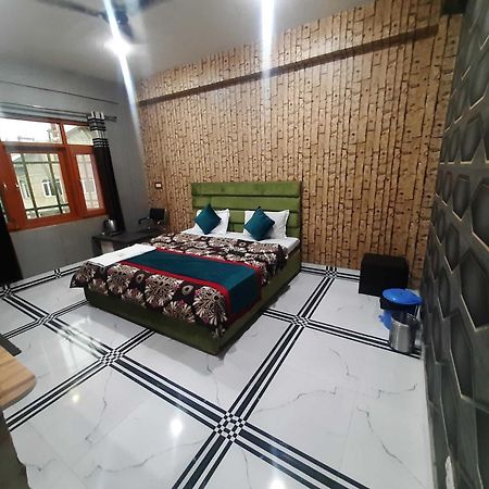 Hotel O Graceland Srīnagar المظهر الخارجي الصورة